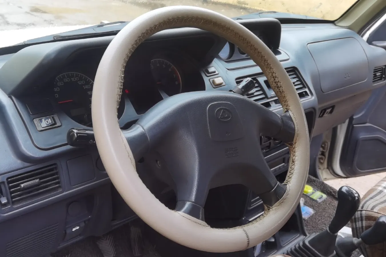 2013 Leopaard Black King Kong 2.2L 129HP L4 5MT,autocango,china used car exporter,china ev exporter,chinese used car exporter,chinese used ev exporter