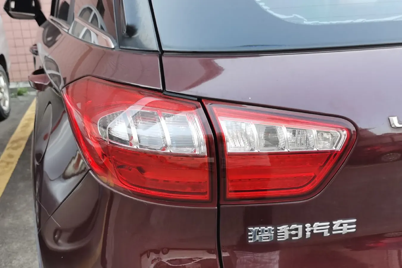 2017 Leopaard CS9 1.5L 113HP L4 5MT,autocango,china used car exporter,china ev exporter,chinese used car exporter,chinese used ev exporter