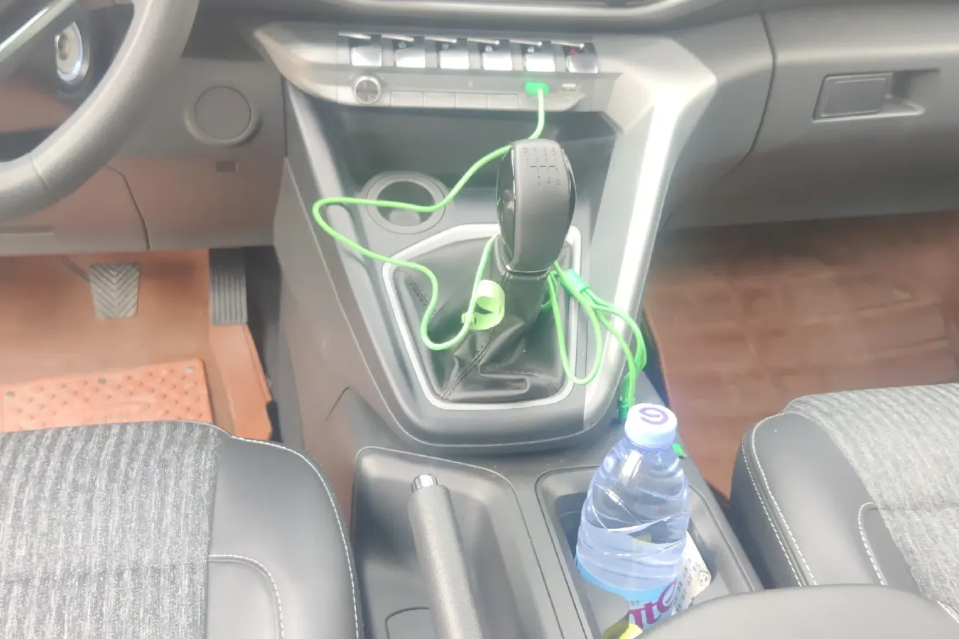 2020 ChangAn Kaicene KaiCheng F70 2.5T 150HP L4 6MT,autocango,china used car exporter,china ev exporter,chinese used car exporter,chinese used ev exporter