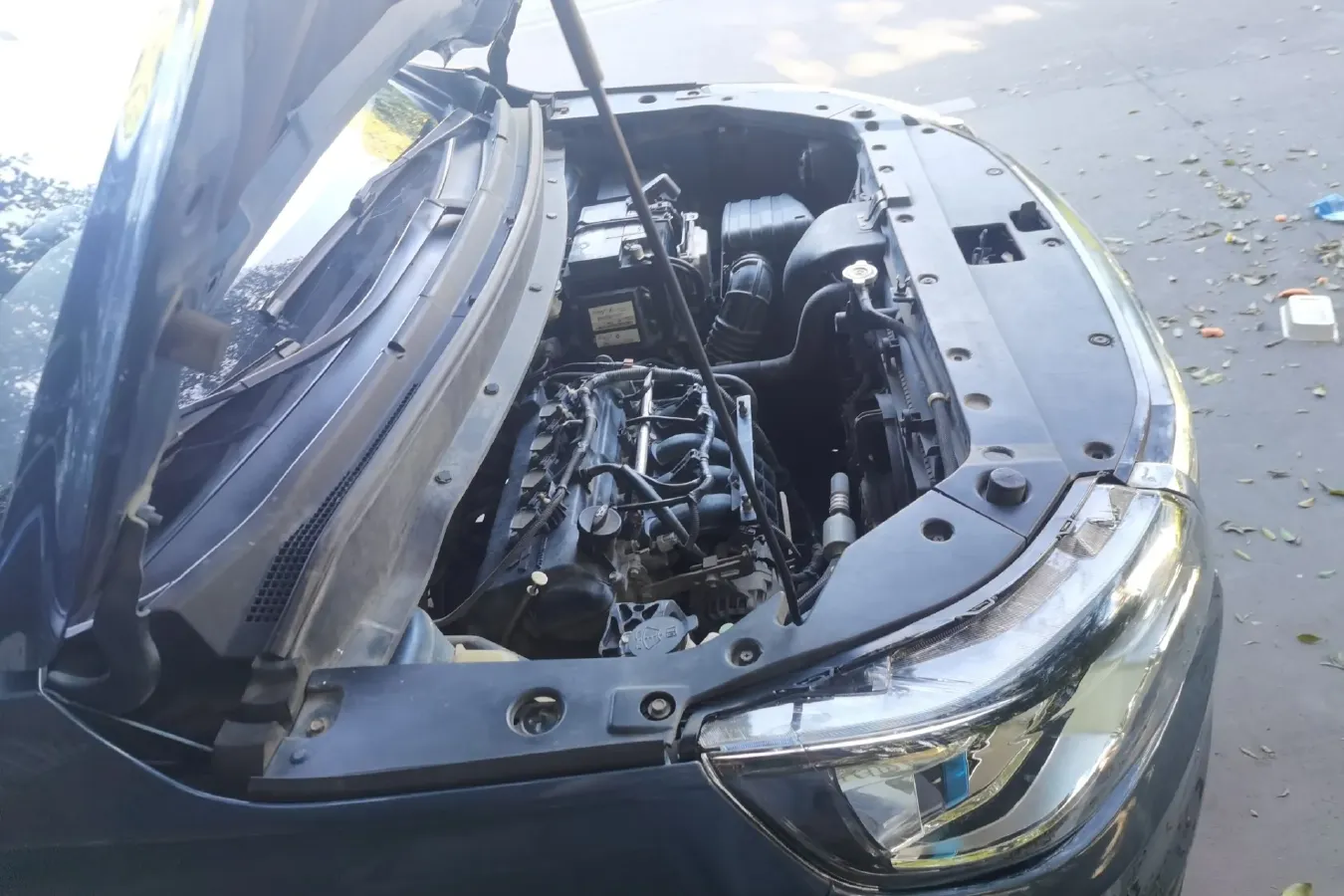 2016 DongFeng Forthing SX6 1.6L 122HP L4 CVT,autocango,china used car exporter,china ev exporter,chinese used car exporter,chinese used ev exporter