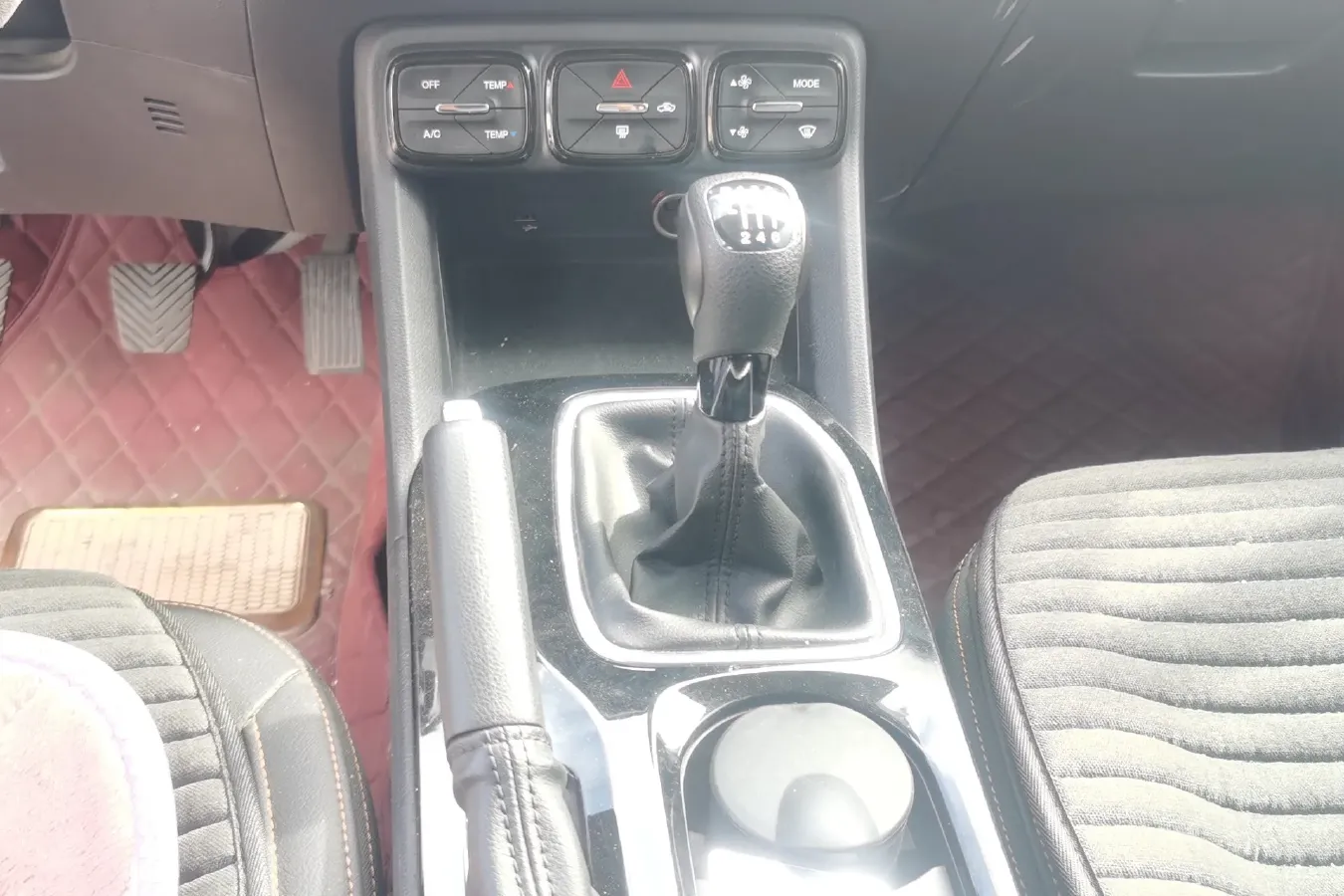 2019 GAC Trumpchi GS3 1.5T 163HP L3 6MT,autocango,china used car exporter,china ev exporter,chinese used car exporter,chinese used ev exporter