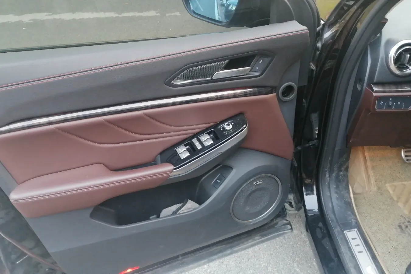 2017 WEY VV5 2.0T 197HP L4 7DCT,autocango,china used car exporter,china ev exporter,chinese used car exporter,chinese used ev exporter