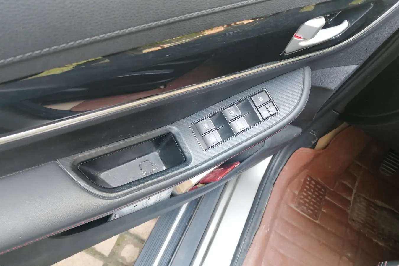 2019 DongFeng Forthing SX6 1.6L 122HP L4 5MT,autocango,china used car exporter,china ev exporter,chinese used car exporter,chinese used ev exporter