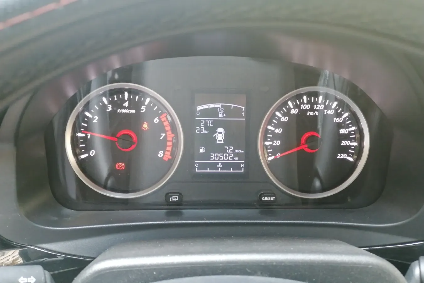 2019 DongFeng Forthing SX6 1.6L 122HP L4 5MT,autocango,china used car exporter,china ev exporter,chinese used car exporter,chinese used ev exporter