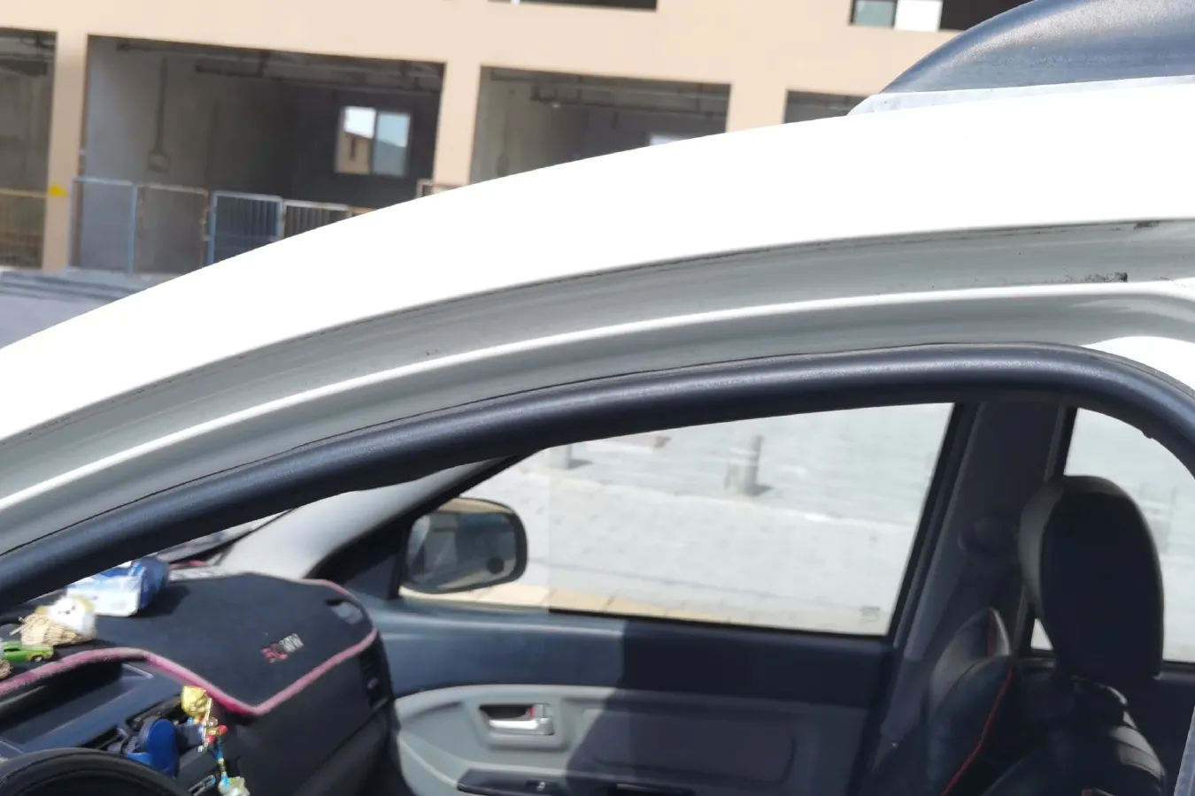 2014 BAIC WeiWang M20 1.5L 106HP L4 5MT,autocango,china used car exporter,china ev exporter,chinese used car exporter,chinese used ev exporter