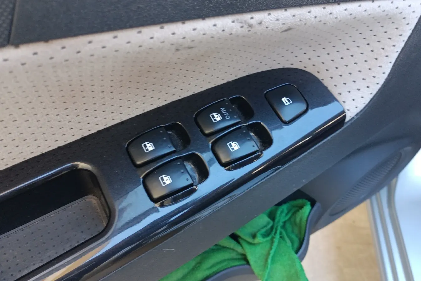 2008 Brilliance Auto JunJie FRV 1.3L 85HP L4 5MT,autocango,china used car exporter,china ev exporter,chinese used car exporter,chinese used ev exporter