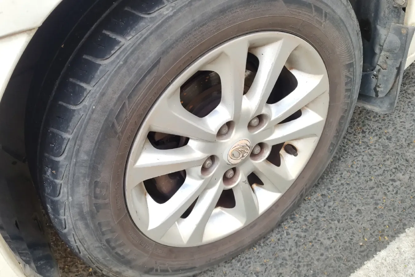 2012 Soueast V5 1.5L 120HP L4 5MT,autocango,china used car exporter,china ev exporter,chinese used car exporter,chinese used ev exporter