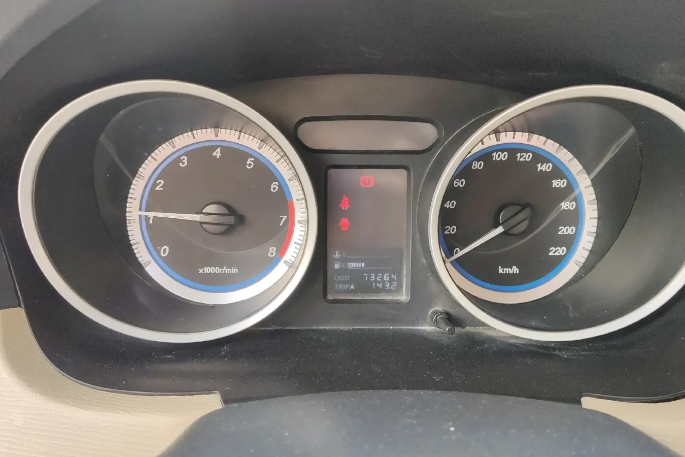 2012 Soueast V5 1.5L 120HP L4 5MT,autocango,china used car exporter,china ev exporter,chinese used car exporter,chinese used ev exporter