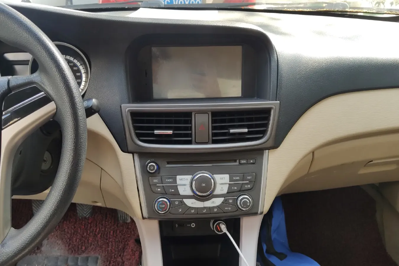 2012 Soueast V5 1.5L 120HP L4 5MT,autocango,china used car exporter,china ev exporter,chinese used car exporter,chinese used ev exporter