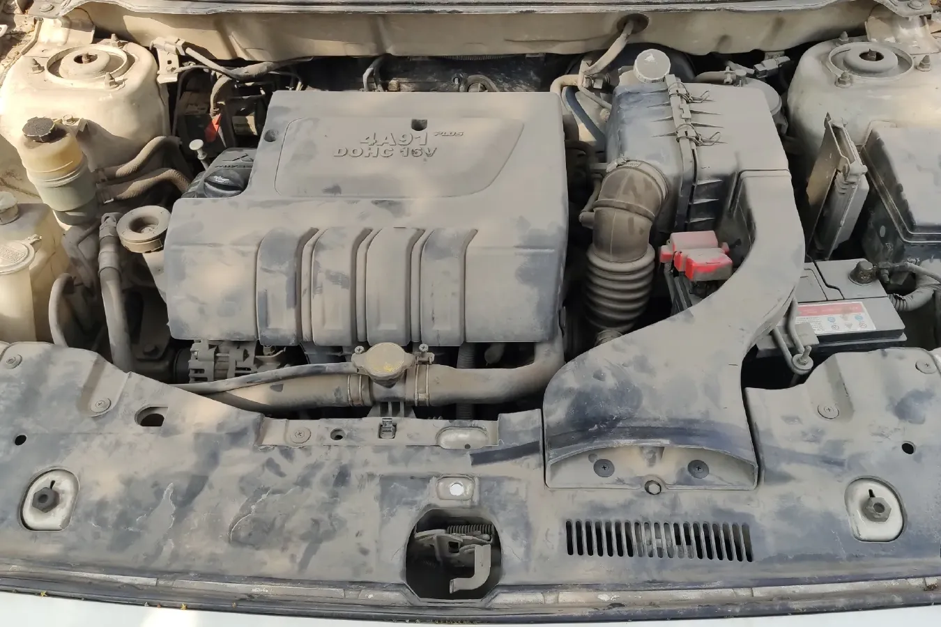 2012 Soueast V5 1.5L 120HP L4 5MT,autocango,china used car exporter,china ev exporter,chinese used car exporter,chinese used ev exporter