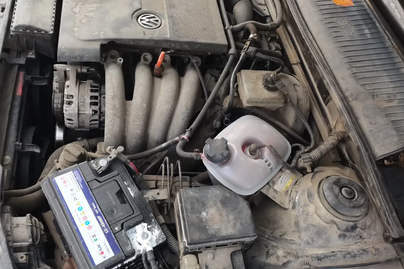 2008 Volkswagen Santana Vista 1.8L 101HP L4 5MT,autocango,china used car exporter,china ev exporter,chinese used car exporter,chinese used ev exporter