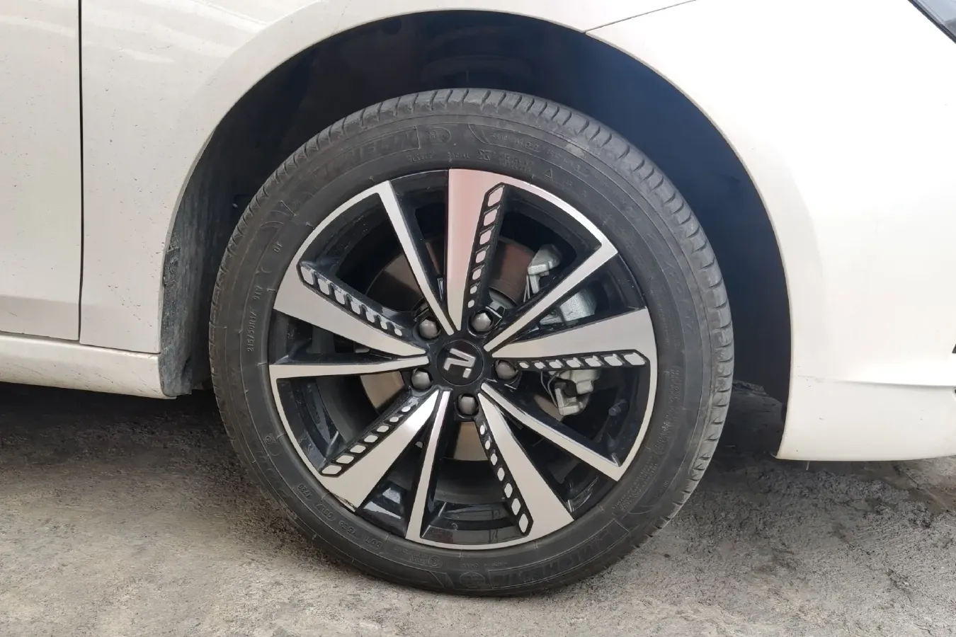 2021 Rising Auto ER6 BEV 69.9KWH,autocango,china used car exporter,china ev exporter,chinese used car exporter,chinese used ev exporter