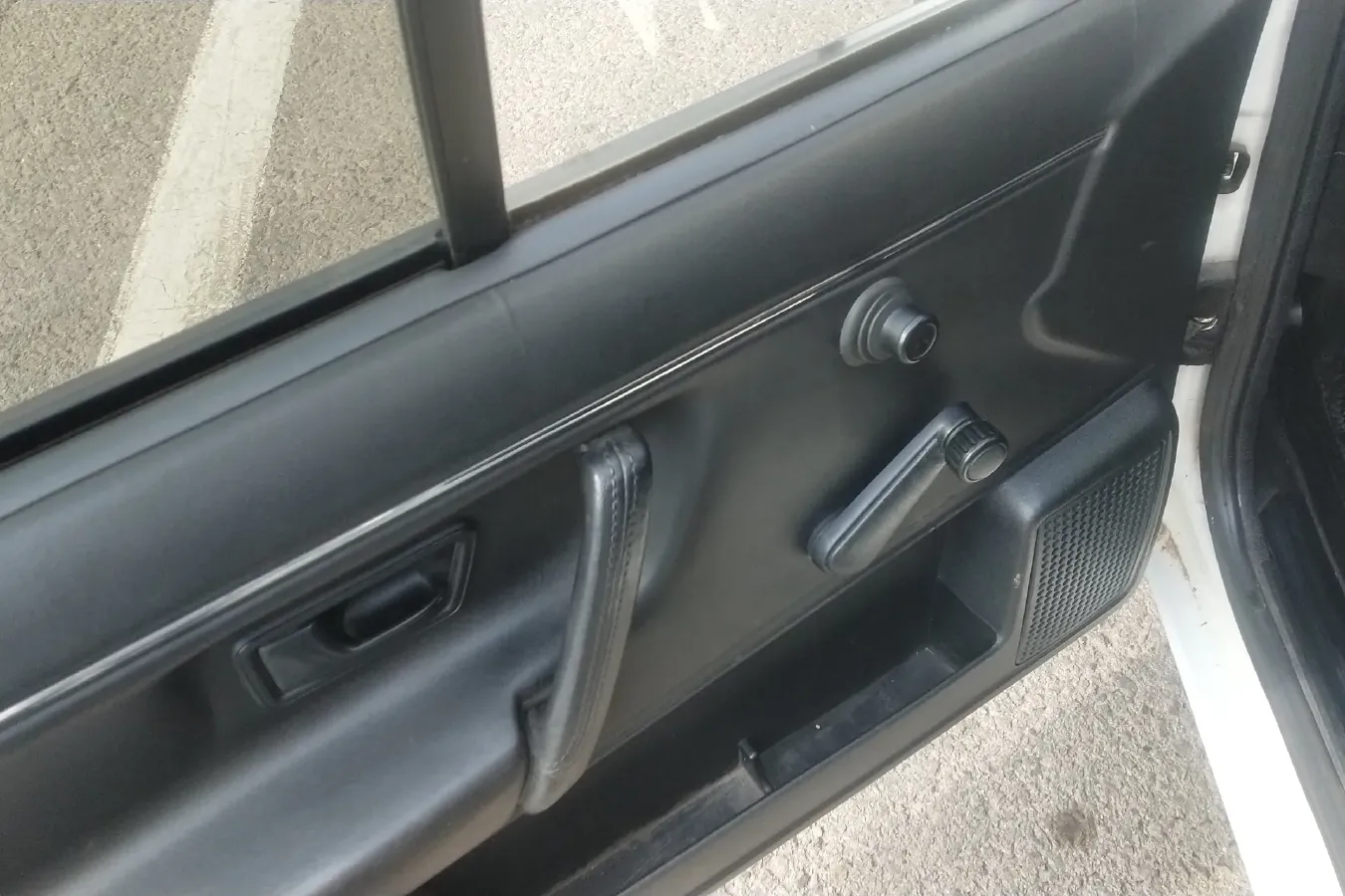 2007 Volkswagen Santana Classic 1.8L 95HP L4 5MT,autocango,china used car exporter,china ev exporter,chinese used car exporter,chinese used ev exporter