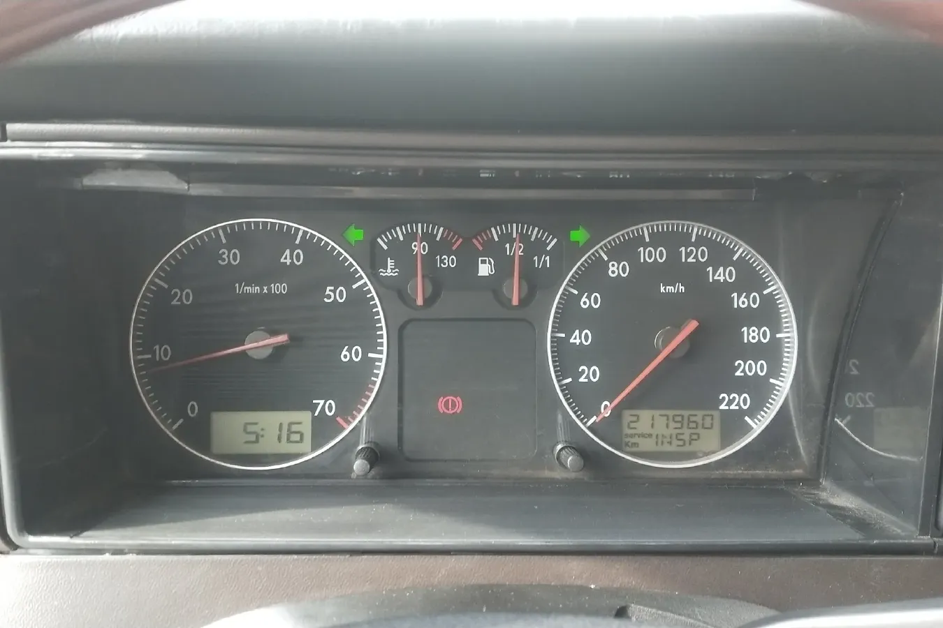 2007 Volkswagen Santana Classic 1.8L 95HP L4 5MT,autocango,china used car exporter,china ev exporter,chinese used car exporter,chinese used ev exporter