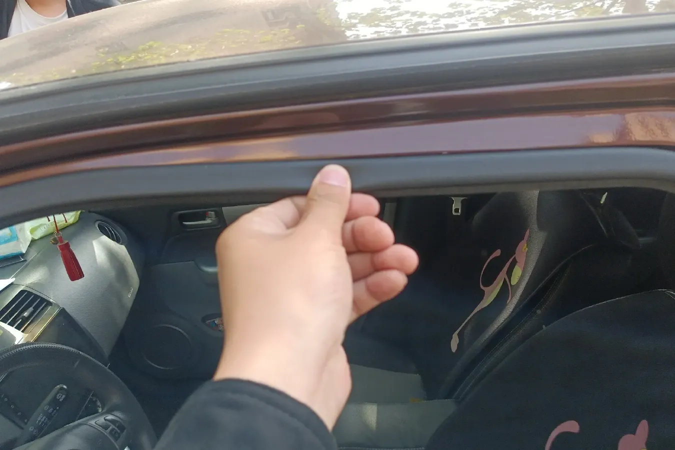 2011 Suzuki Swift 1.5L 103HP L4 4AT,autocango,china used car exporter,china ev exporter,chinese used car exporter,chinese used ev exporter