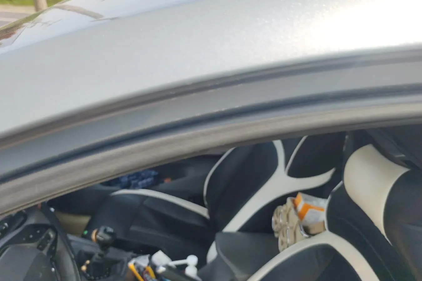 2020 BaoJun RC-5 1.5T 147HP L4 6MT,autocango,china used car exporter,china ev exporter,chinese used car exporter,chinese used ev exporter