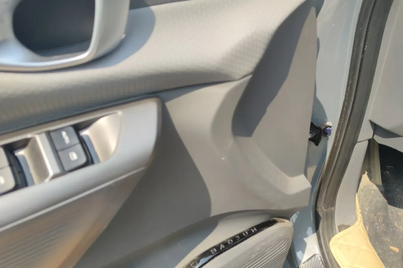 2020 BaoJun RC-5 1.5T 147HP L4 6MT,autocango,china used car exporter,china ev exporter,chinese used car exporter,chinese used ev exporter