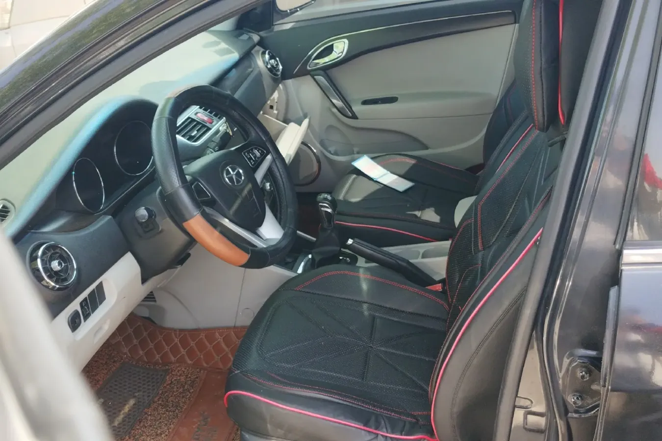 2014 JAC HeYue 1.5L 113HP L4 5MT,autocango,china used car exporter,china ev exporter,chinese used car exporter,chinese used ev exporter