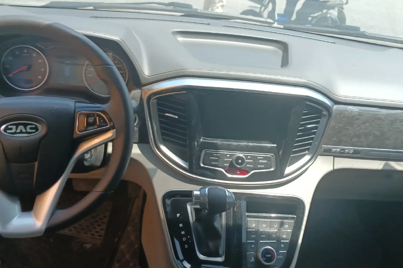 2019 JAC Refine M4 2.0T 190HP L4 6DCT,autocango,china used car exporter,china ev exporter,chinese used car exporter,chinese used ev exporter