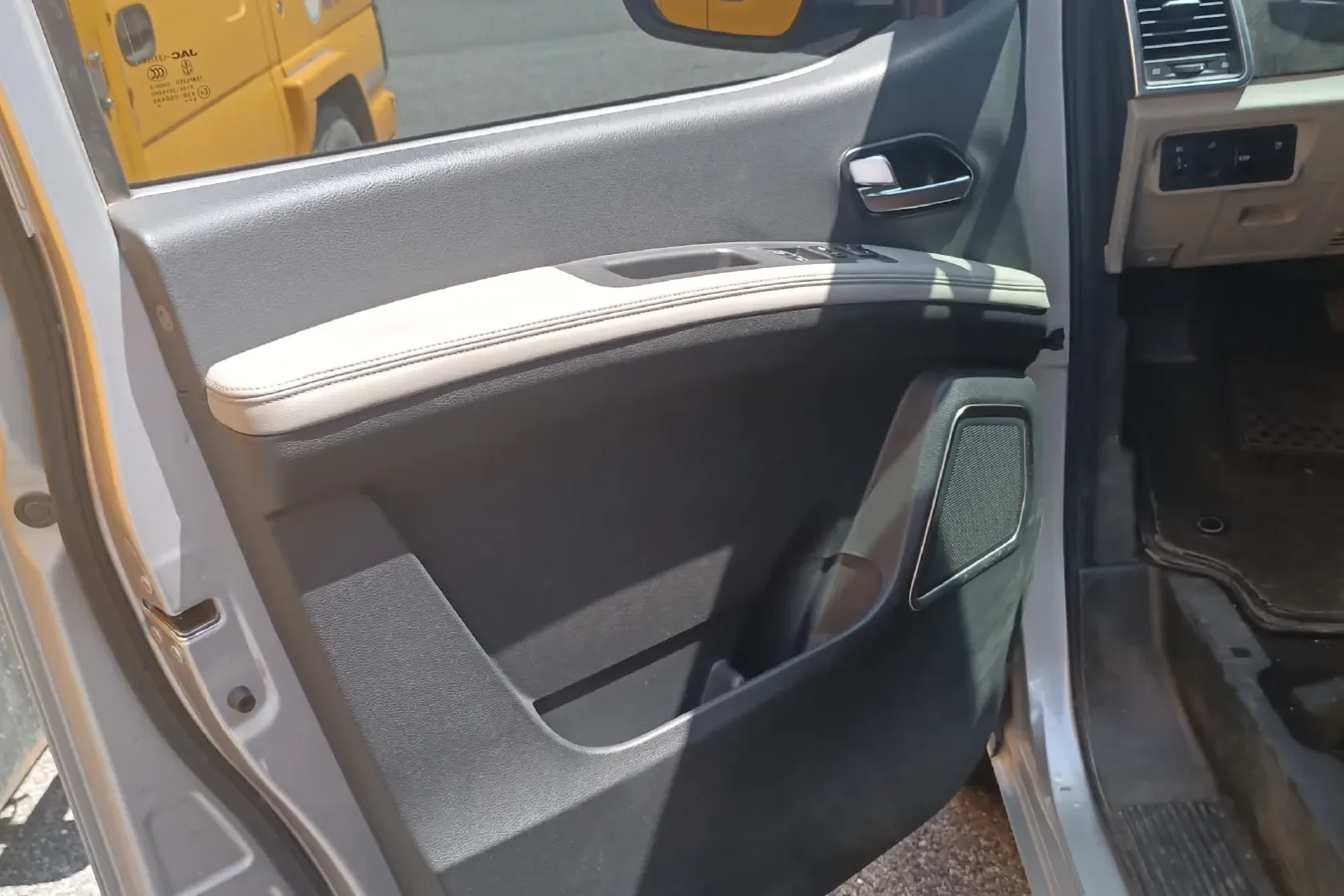 2019 JAC Refine M4 2.0T 190HP L4 6DCT,autocango,china used car exporter,china ev exporter,chinese used car exporter,chinese used ev exporter