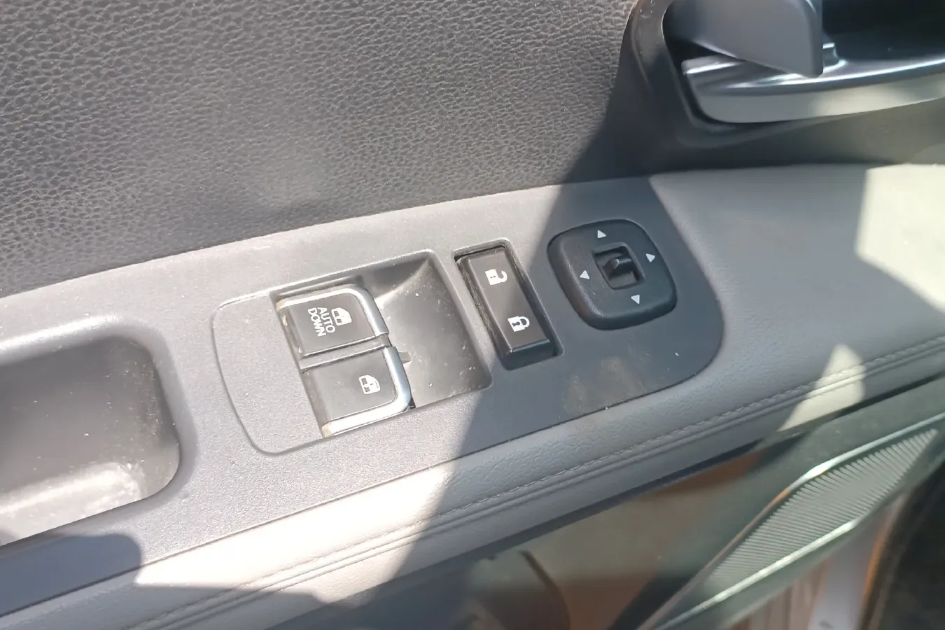 2019 JAC Refine M4 2.0T 190HP L4 6DCT,autocango,china used car exporter,china ev exporter,chinese used car exporter,chinese used ev exporter