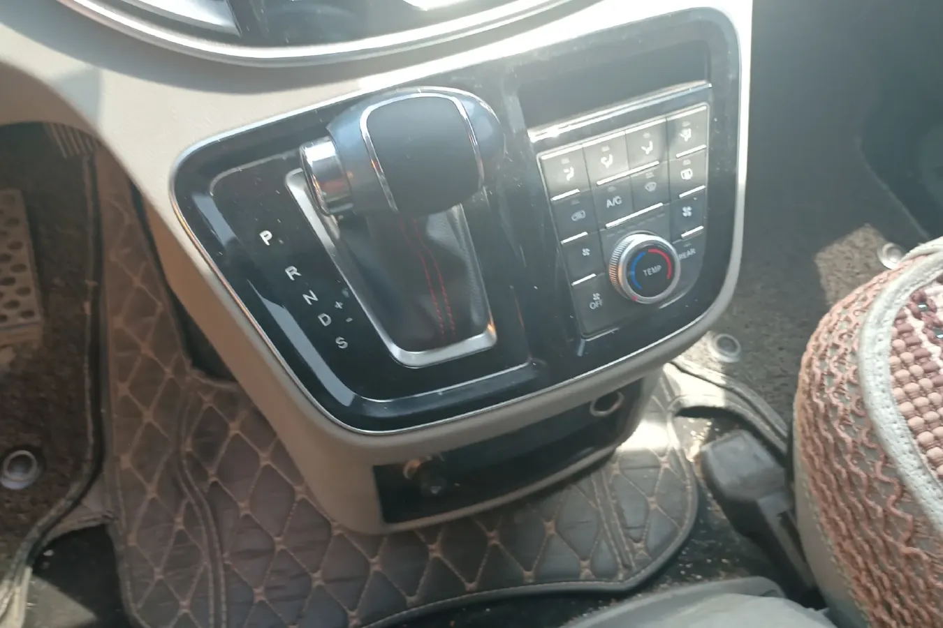 2019 JAC Refine M4 2.0T 190HP L4 6DCT,autocango,china used car exporter,china ev exporter,chinese used car exporter,chinese used ev exporter