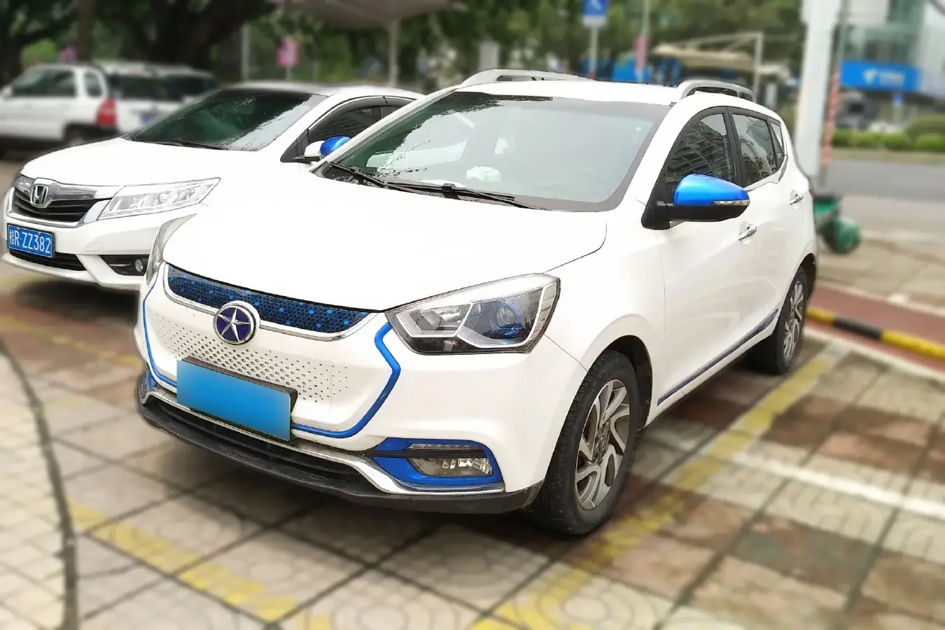 2016 JAC iEV6S BEV 33KWH