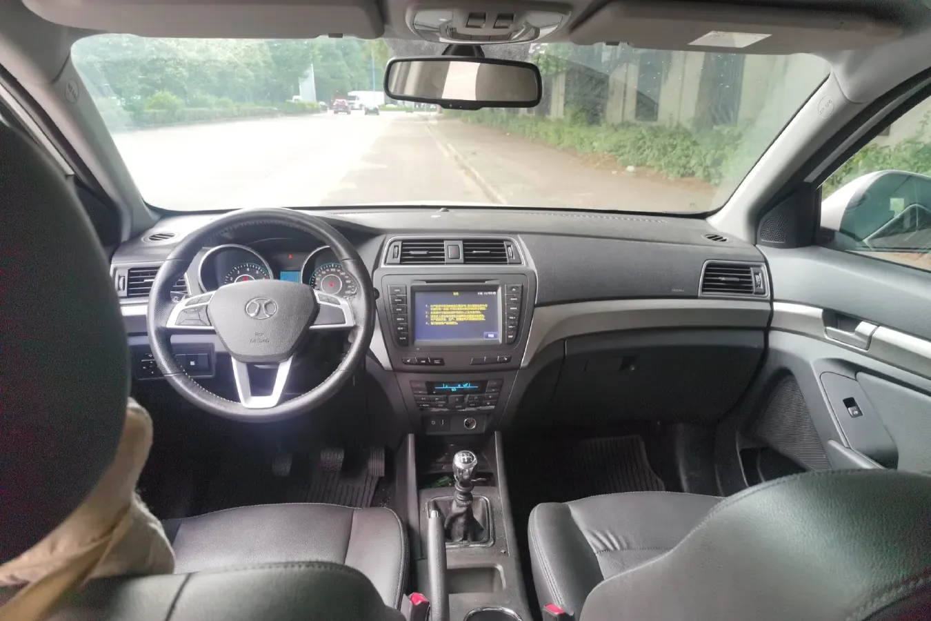 2015 BeiJing Auto Senova X65 2.0T 177HP L4 5MT,autocango,china used car exporter,china ev exporter,chinese used car exporter,chinese used ev exporter