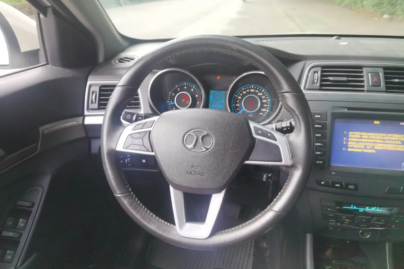 2015 BeiJing Auto Senova X65 2.0T 177HP L4 5MT,autocango,china used car exporter,china ev exporter,chinese used car exporter,chinese used ev exporter