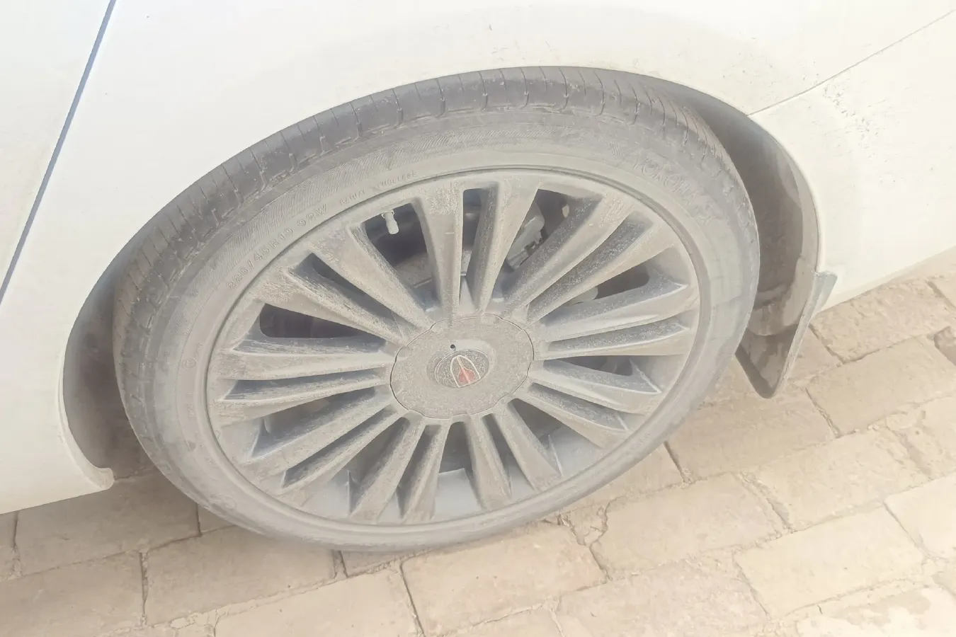 2020 HongQi H5 1.5T 169HP L4 7DCT,autocango,china used car exporter,china ev exporter,chinese used car exporter,chinese used ev exporter