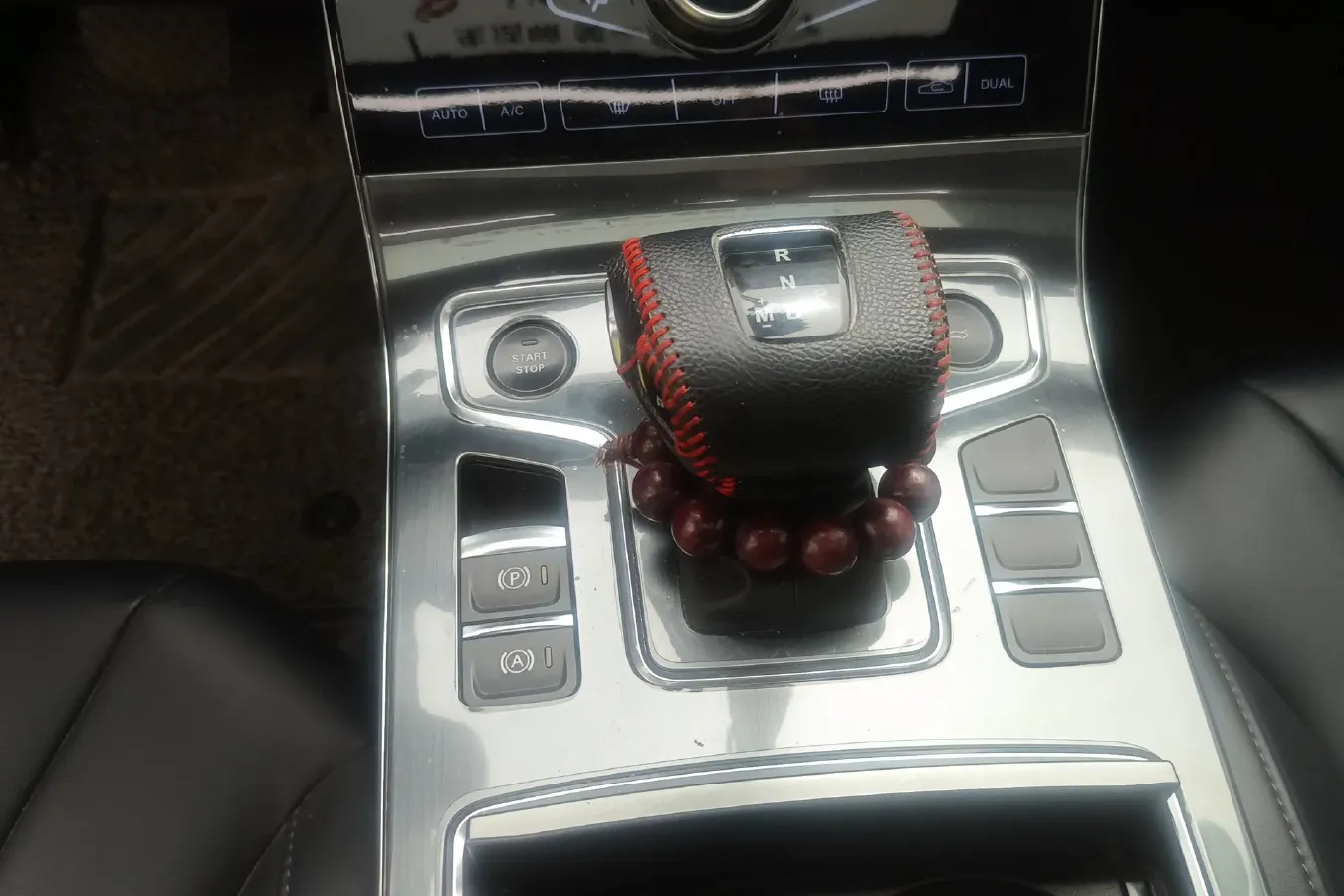 2020 HongQi H5 1.5T 169HP L4 7DCT,autocango,china used car exporter,china ev exporter,chinese used car exporter,chinese used ev exporter