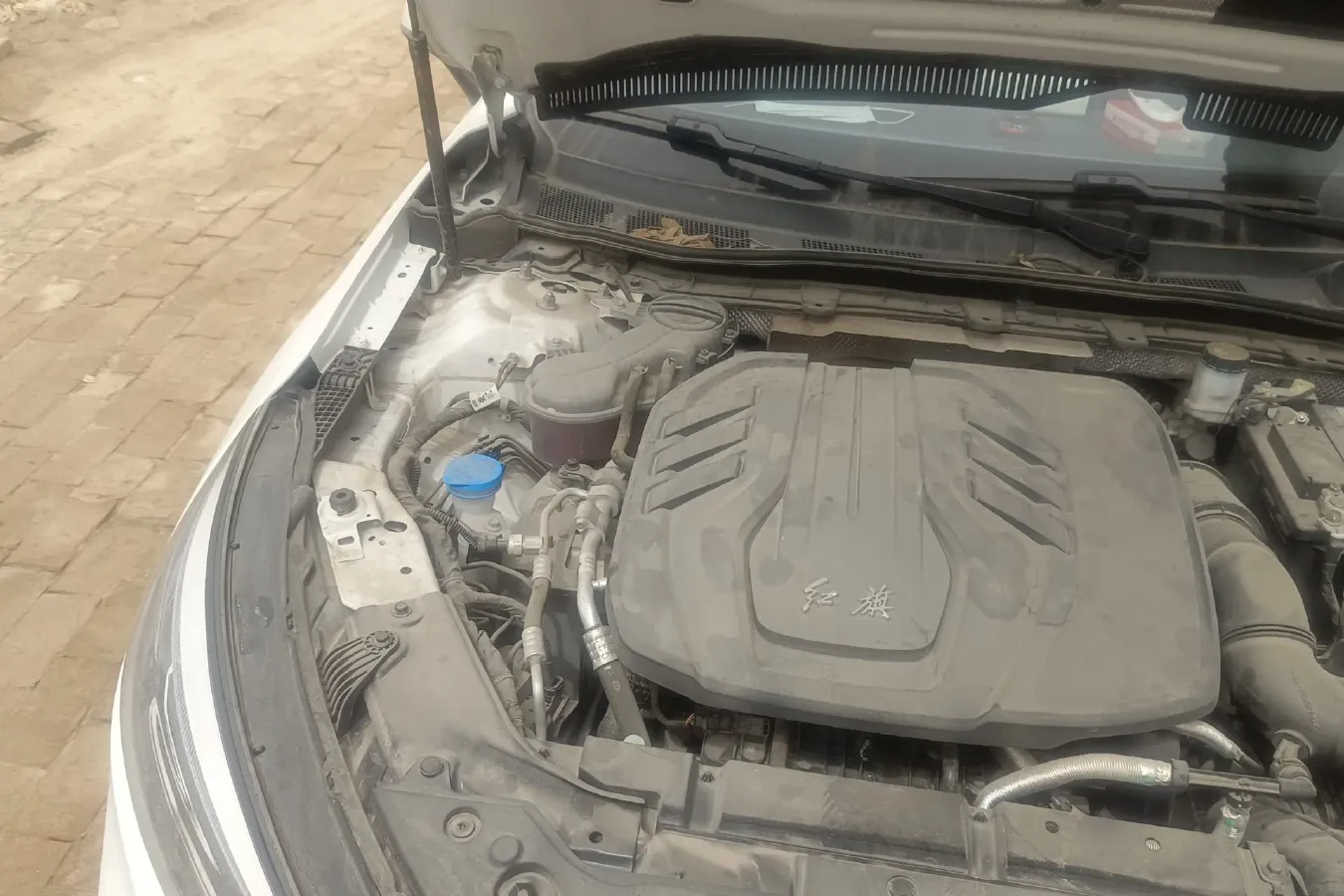 2020 HongQi H5 1.5T 169HP L4 7DCT,autocango,china used car exporter,china ev exporter,chinese used car exporter,chinese used ev exporter