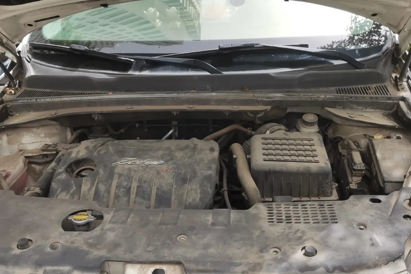 2015 Zotye Damy X5 1.5T 150HP L4 5MT,autocango,china used car exporter,china ev exporter,chinese used car exporter,chinese used ev exporter