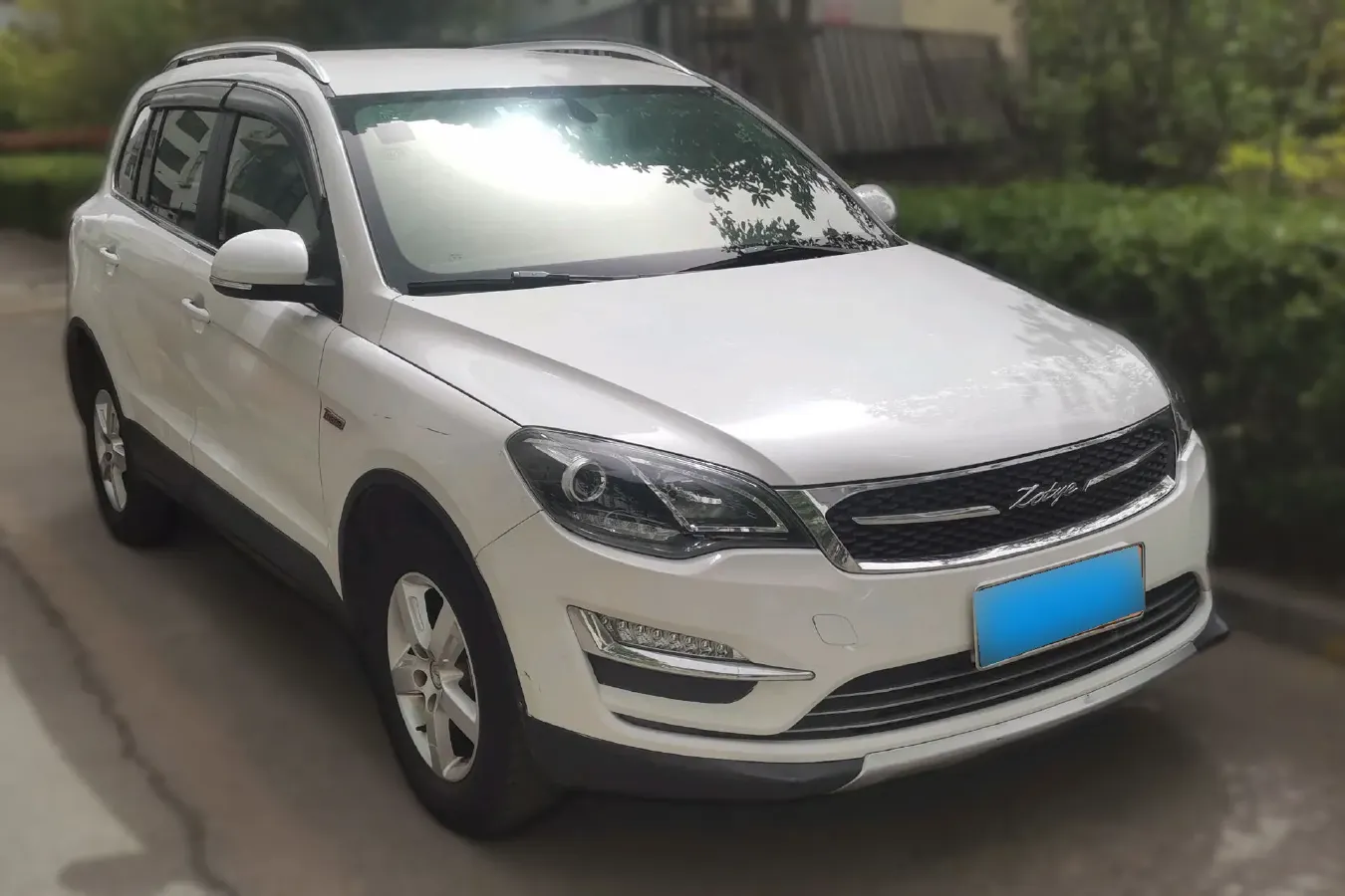 2015 Zotye Damy X5 1.5T 150HP L4 5MT,autocango,china used car exporter,china ev exporter,chinese used car exporter,chinese used ev exporter