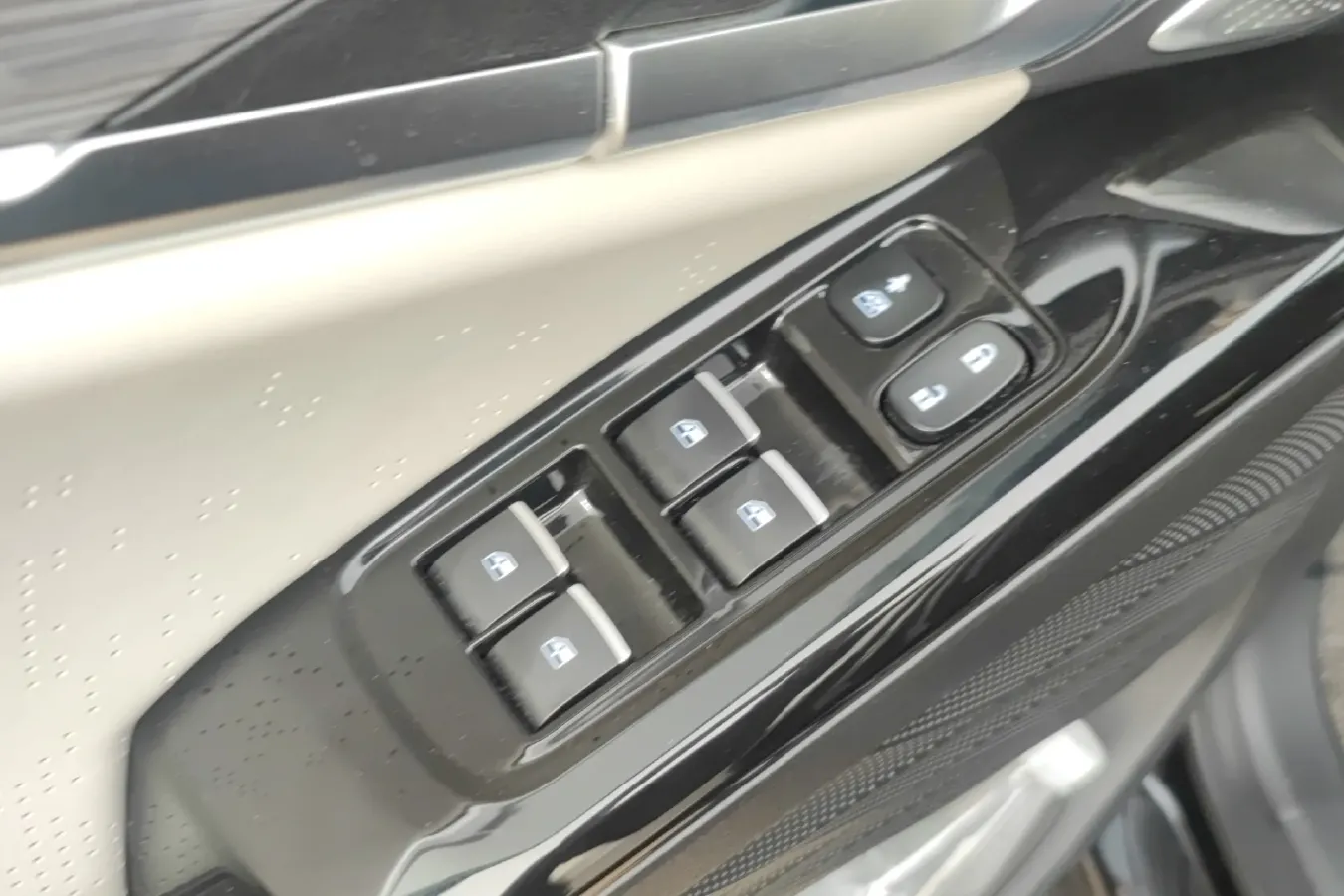 2021 Sehol QX 1.5T 184HP L4 6DCT,autocango,china used car exporter,china ev exporter,chinese used car exporter,chinese used ev exporter