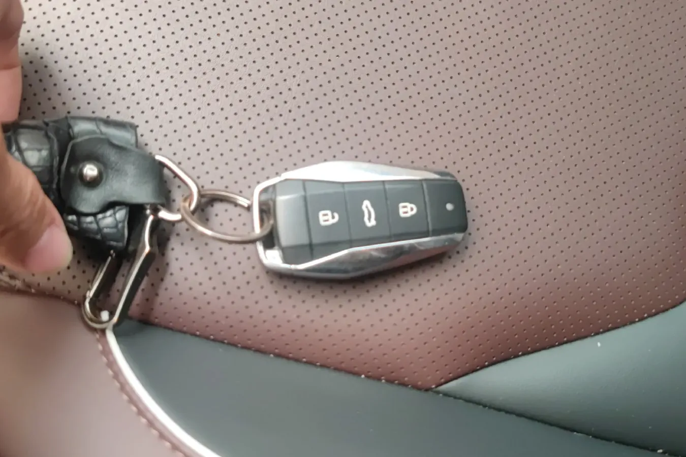 2021 Sehol QX 1.5T 184HP L4 6DCT,autocango,china used car exporter,china ev exporter,chinese used car exporter,chinese used ev exporter