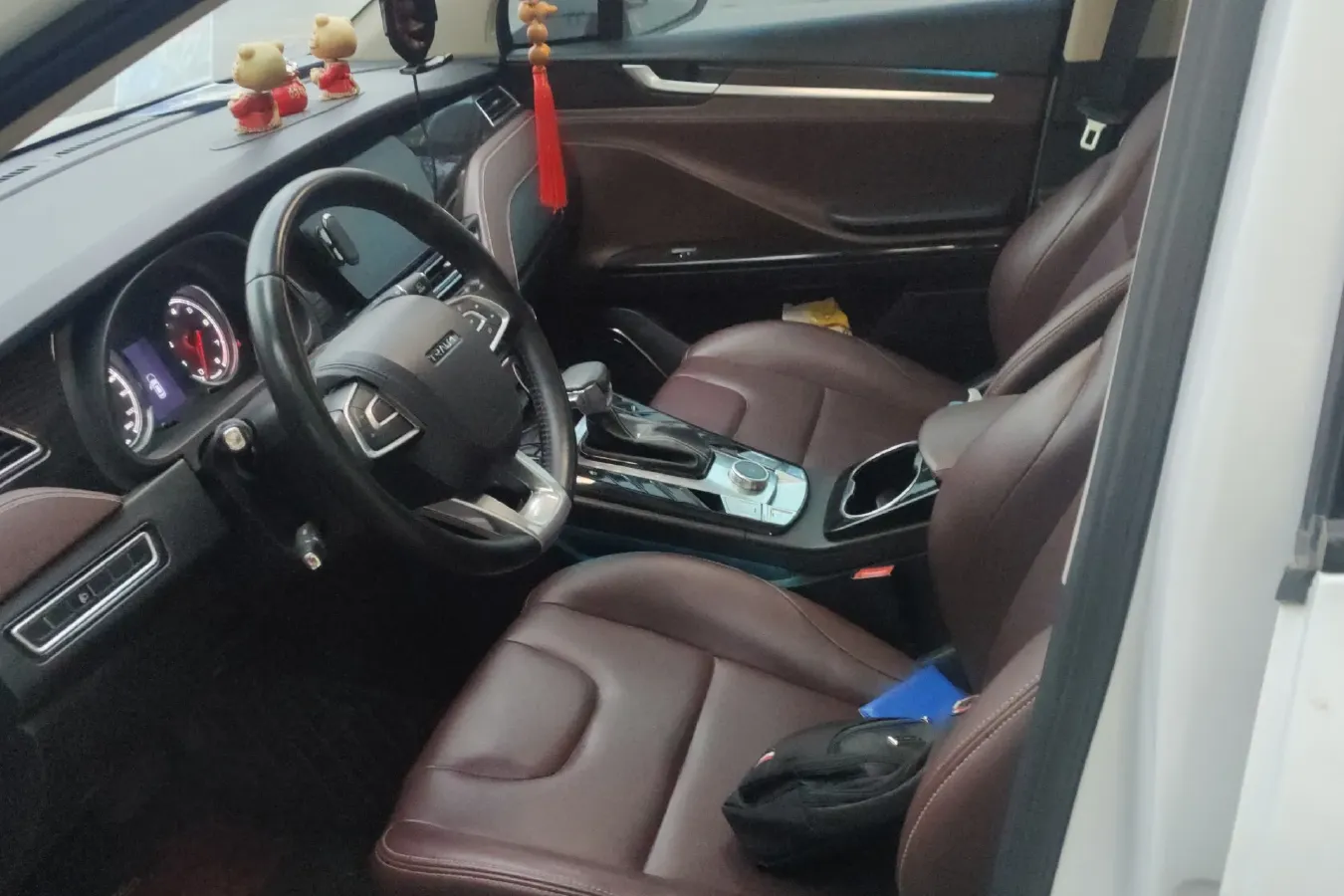 2018 Traum S70 1.5T 156HP L4 6AT,autocango,china used car exporter,china ev exporter,chinese used car exporter,chinese used ev exporter