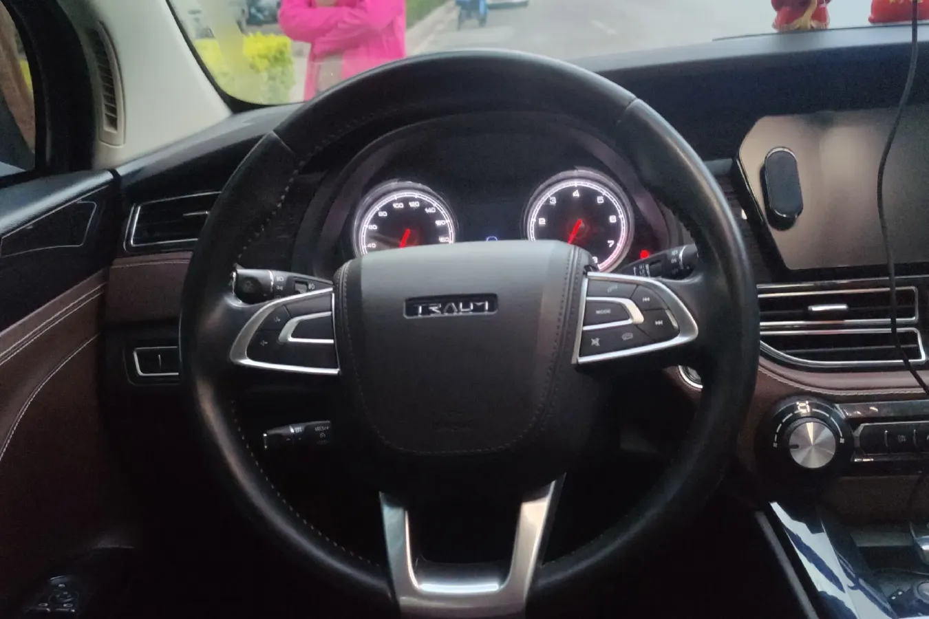 2018 Traum S70 1.5T 156HP L4 6AT,autocango,china used car exporter,china ev exporter,chinese used car exporter,chinese used ev exporter