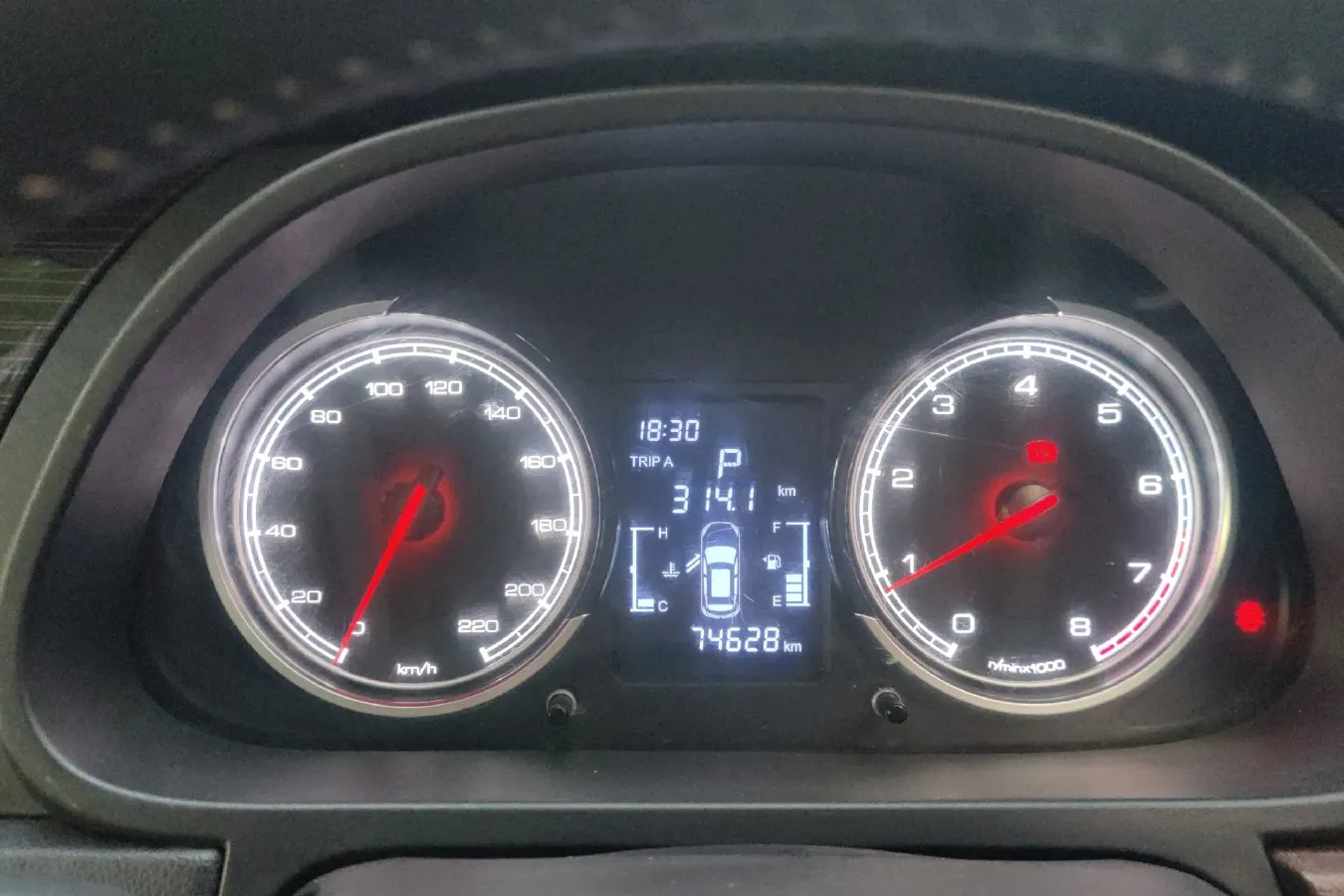 2018 Traum S70 1.5T 156HP L4 6AT,autocango,china used car exporter,china ev exporter,chinese used car exporter,chinese used ev exporter