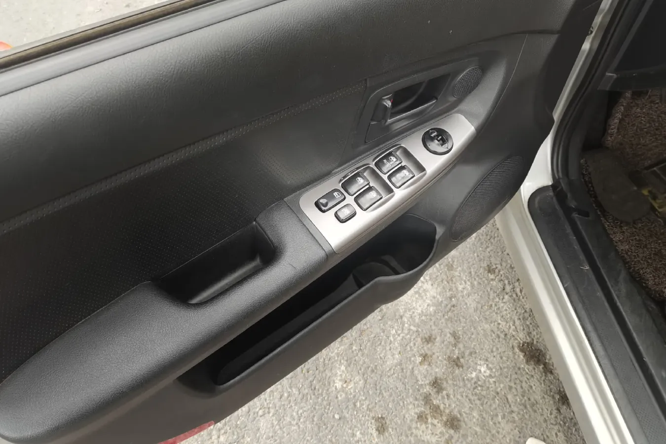 2007 Kia Cerato 1.6L 112HP L4 5MT,autocango,china used car exporter,china ev exporter,chinese used car exporter,chinese used ev exporter