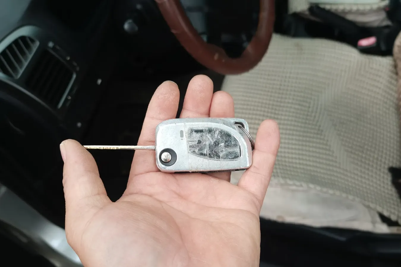 2007 Kia Cerato 1.6L 112HP L4 5MT,autocango,china used car exporter,china ev exporter,chinese used car exporter,chinese used ev exporter