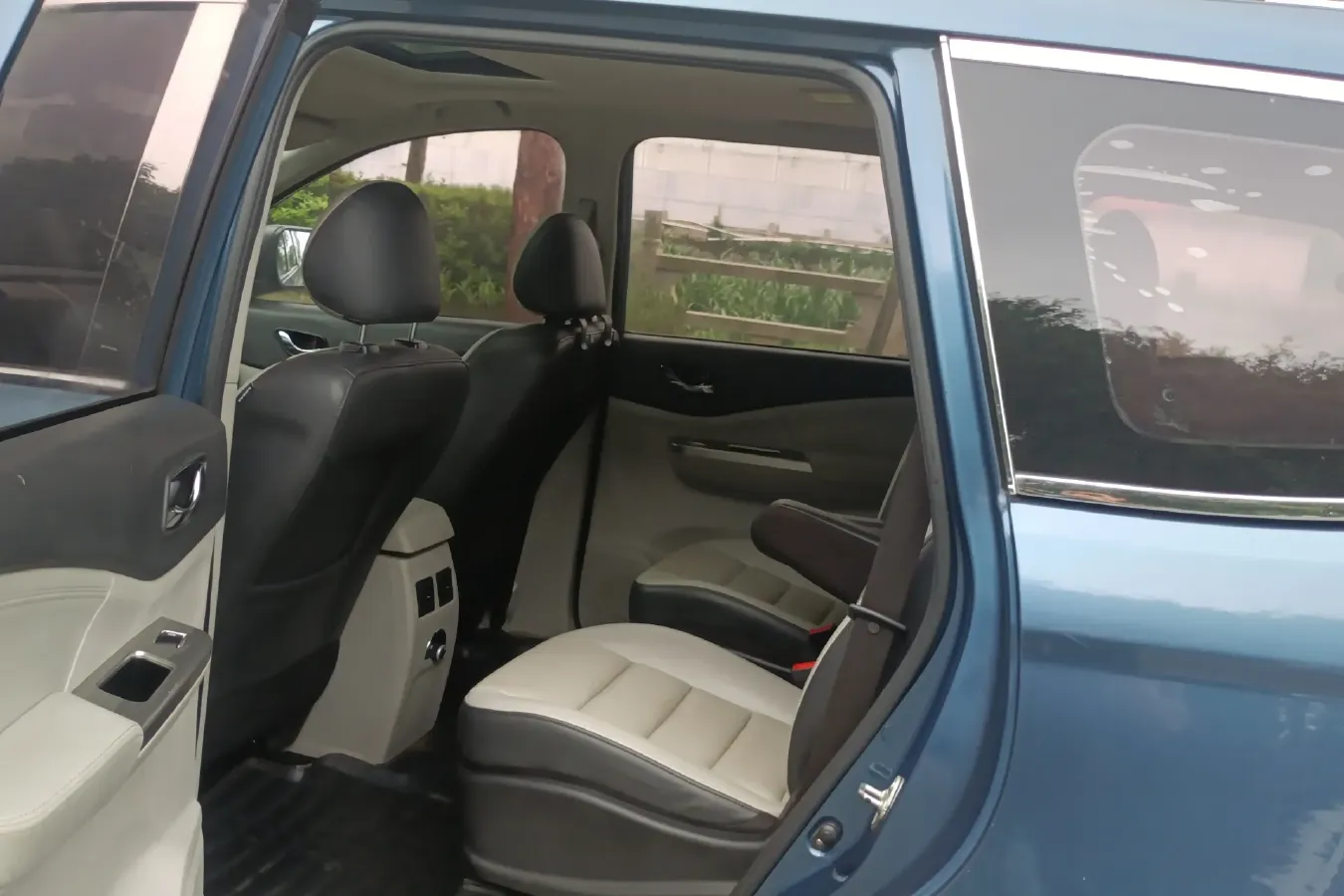 2016 DongFeng Forthing S500 1.6L 122HP L4 CVT,autocango,china used car exporter,china ev exporter,chinese used car exporter,chinese used ev exporter