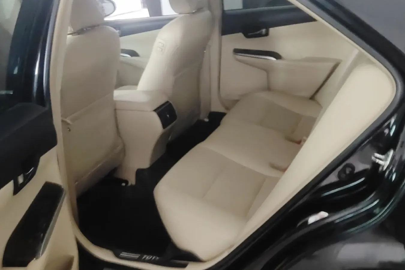 2016 Toyota Camry 2.0L 167HP L4 6AT,autocango,china used car exporter,china ev exporter,chinese used car exporter,chinese used ev exporter