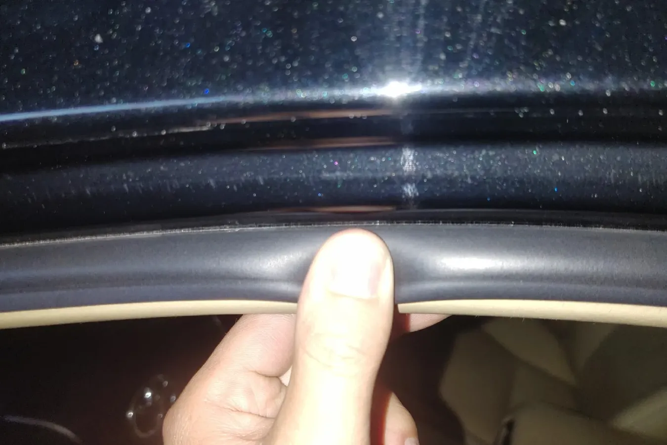 2016 Toyota Camry 2.0L 167HP L4 6AT,autocango,china used car exporter,china ev exporter,chinese used car exporter,chinese used ev exporter