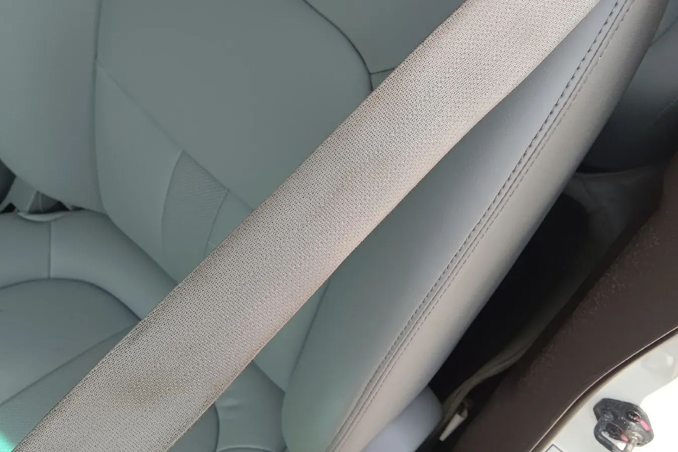 2013 Luxgen 5 1.8T 154HP L4 5AT,autocango,china used car exporter,china ev exporter,chinese used car exporter,chinese used ev exporter