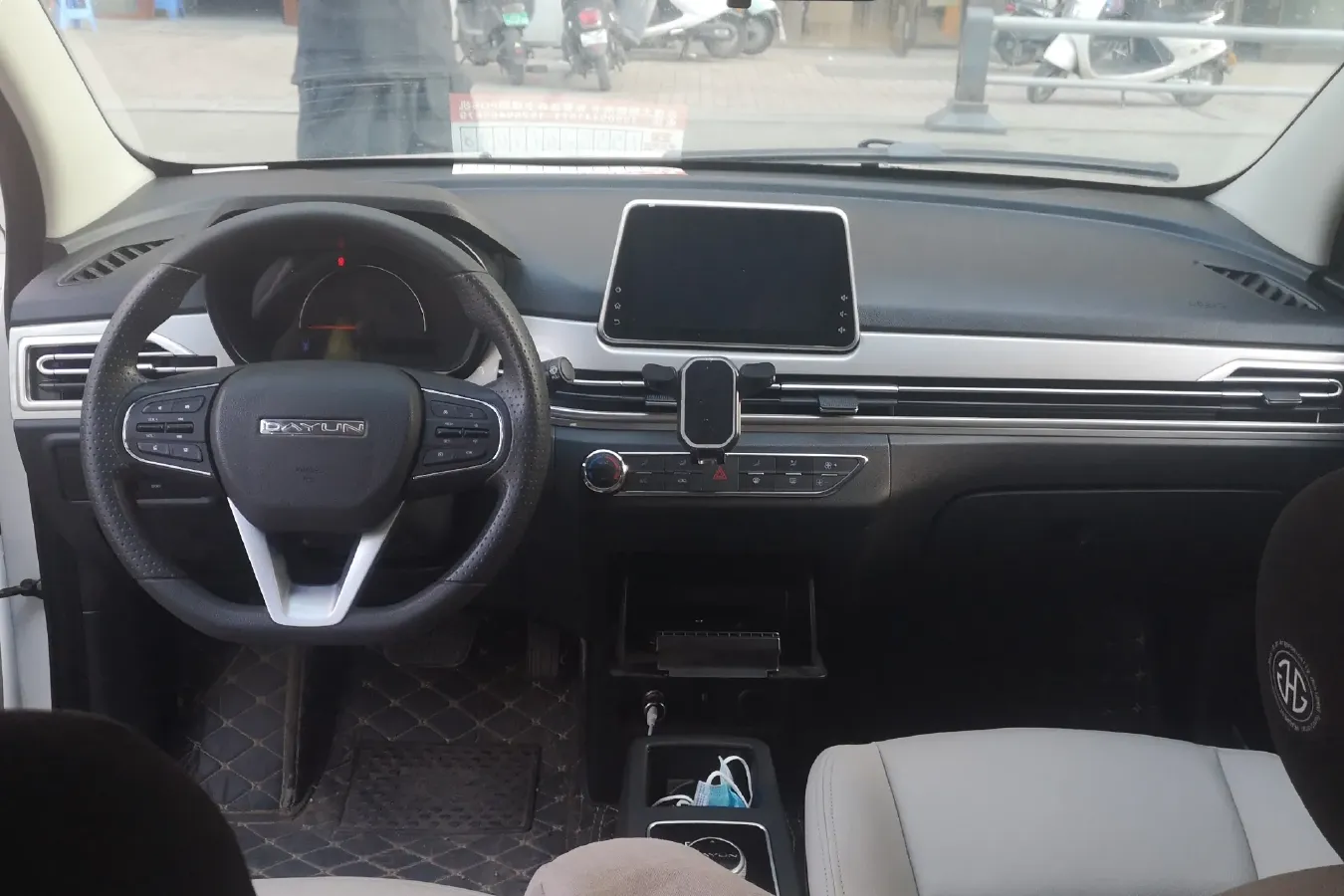 2022 DaYun YueHu BEV 30.66KWH,autocango,china used car exporter,china ev exporter,chinese used car exporter,chinese used ev exporter