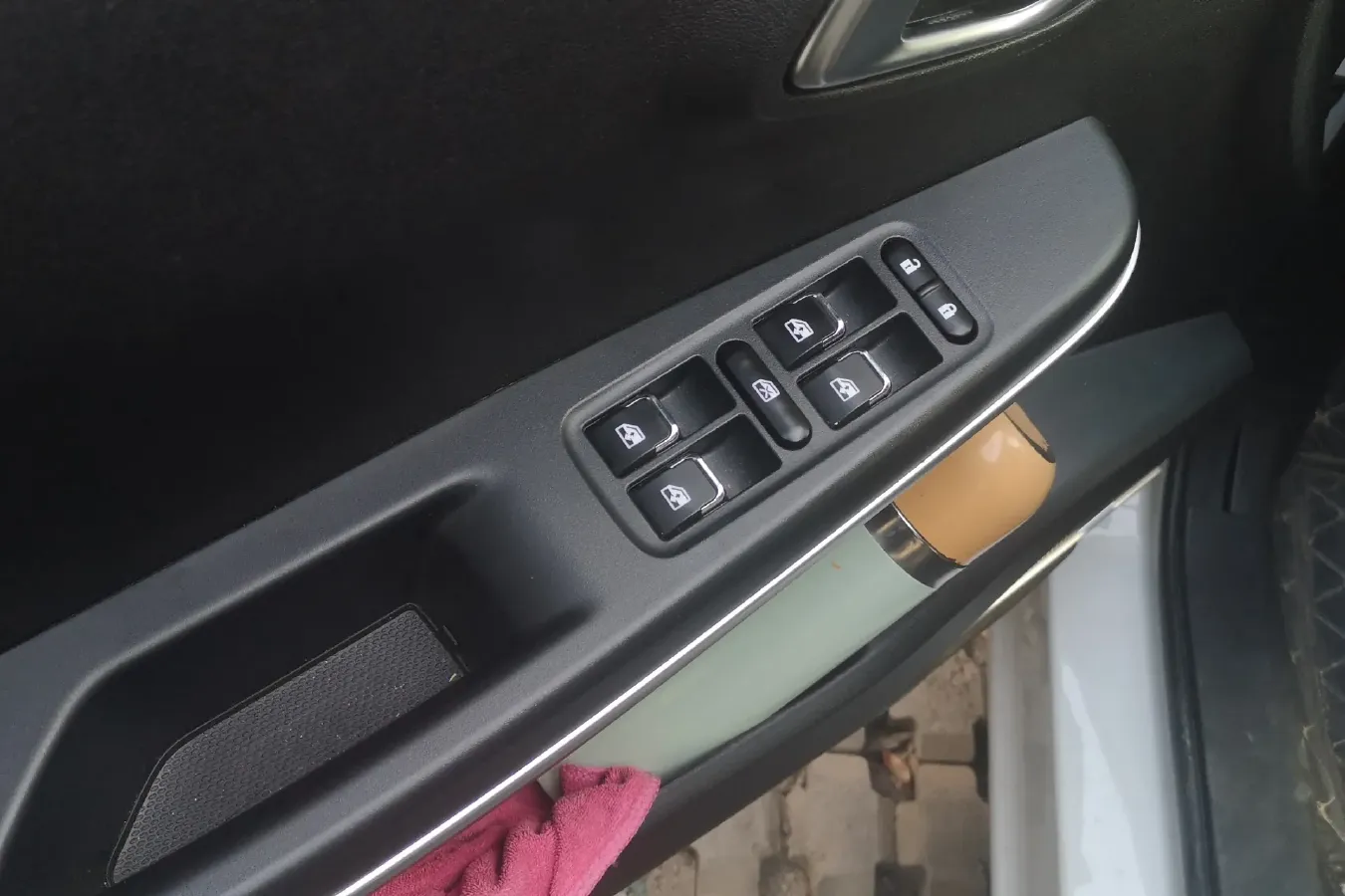 2022 DaYun YueHu BEV 30.66KWH,autocango,china used car exporter,china ev exporter,chinese used car exporter,chinese used ev exporter