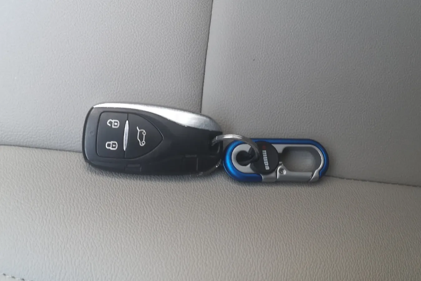 2022 DaYun YueHu BEV 30.66KWH,autocango,china used car exporter,china ev exporter,chinese used car exporter,chinese used ev exporter