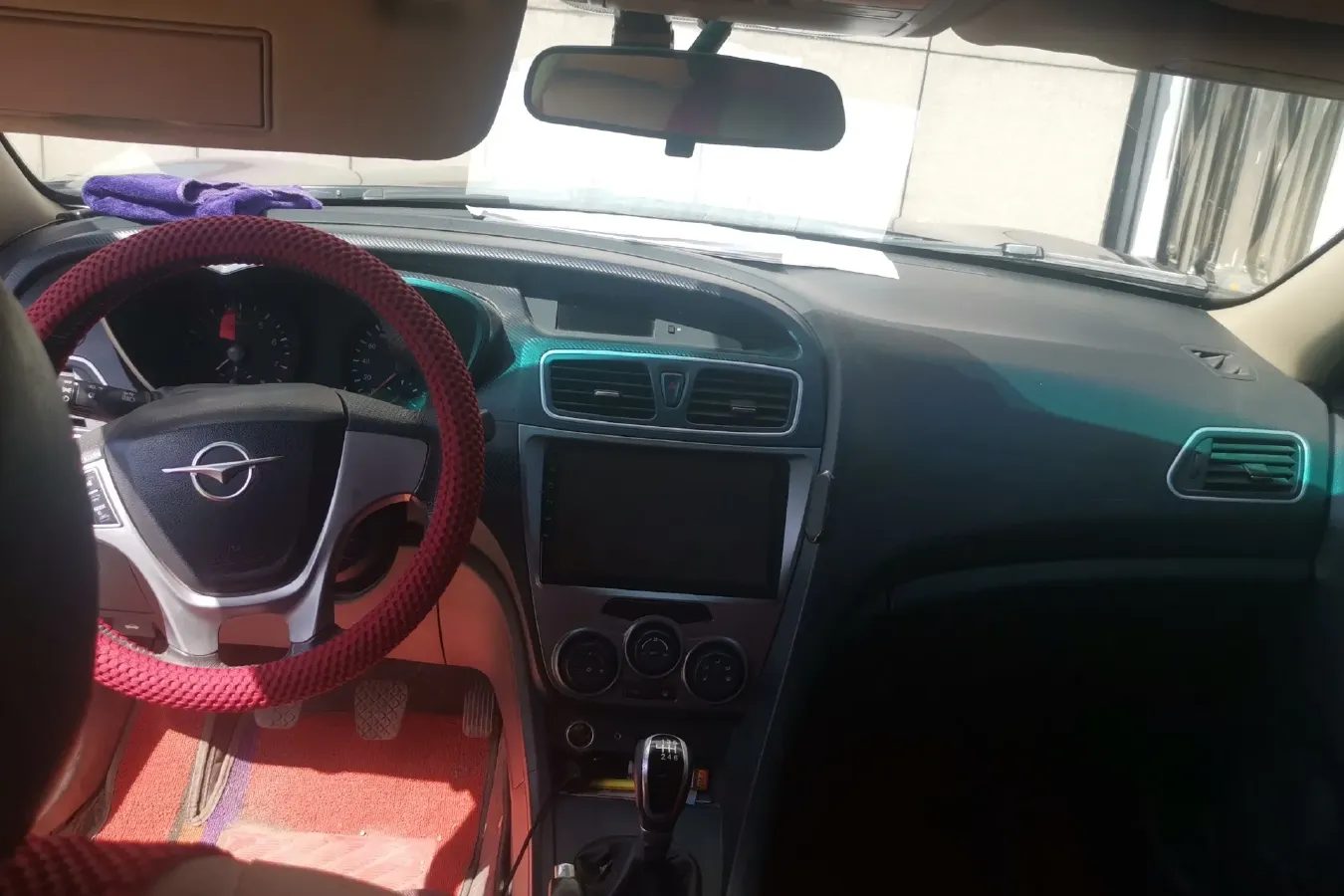 2015 HaiMa Family 1.6L 125HP L4 6MT,autocango,china used car exporter,china ev exporter,chinese used car exporter,chinese used ev exporter