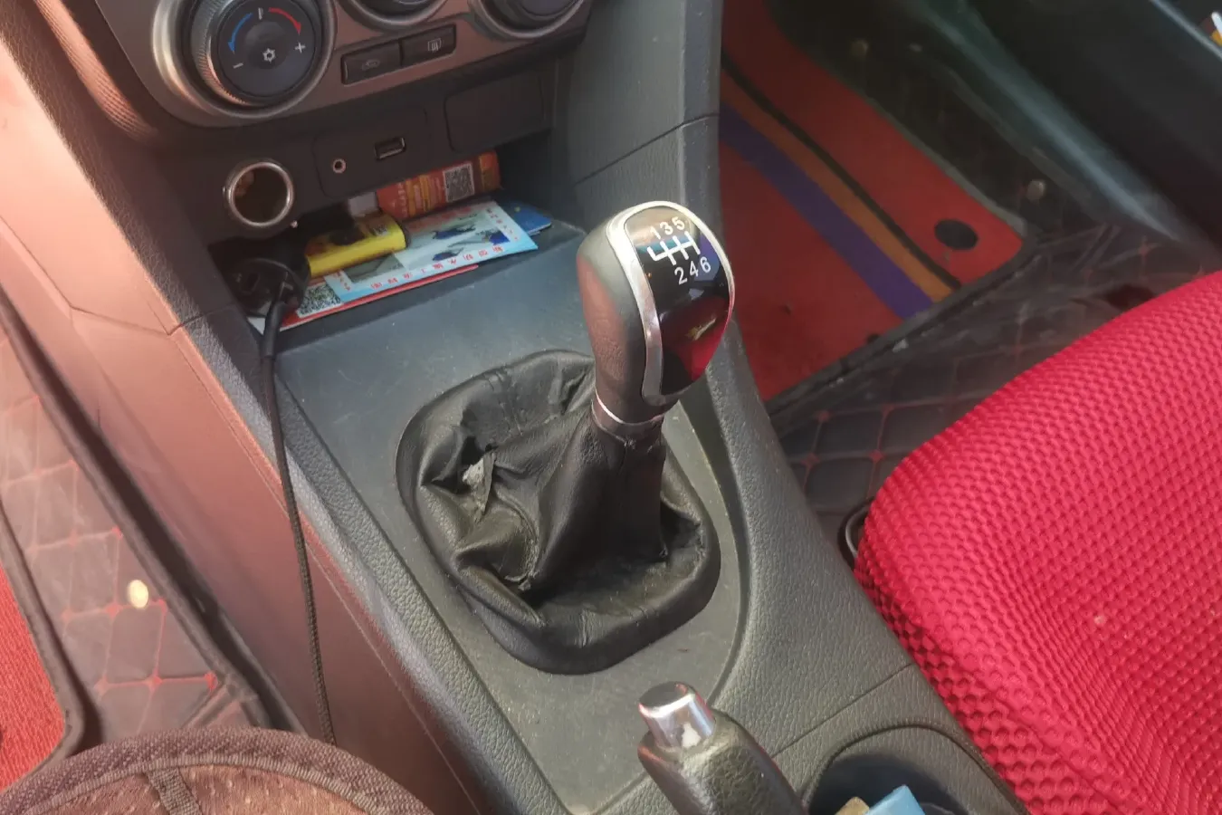 2015 HaiMa Family 1.6L 125HP L4 6MT,autocango,china used car exporter,china ev exporter,chinese used car exporter,chinese used ev exporter